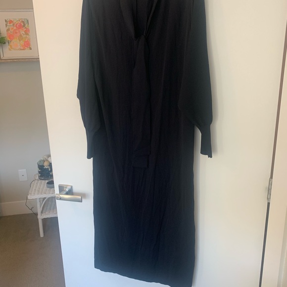 Zara Dress - Picture 3 of 7